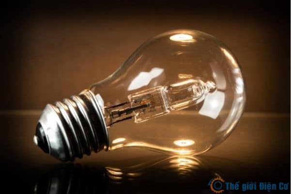 Hiệu suất phát quang của các loại đèn như đèn sợi đốt, đèn LED hay đèn huỳnh quang là hiệu suất phát sáng của mỗi bóng đèn.